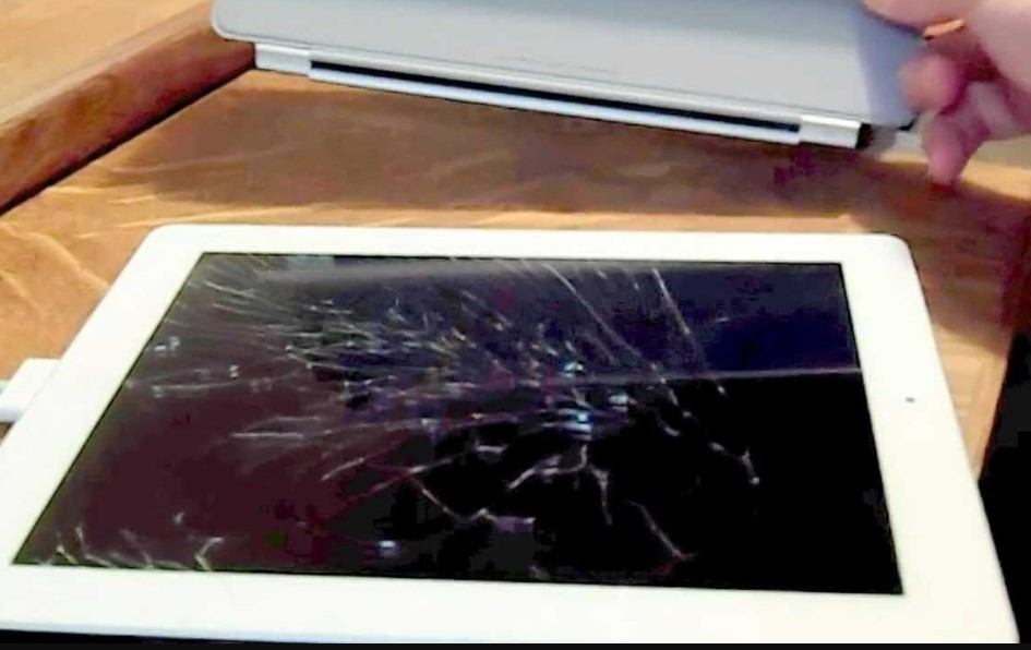 Old iPad with Cracked Screen